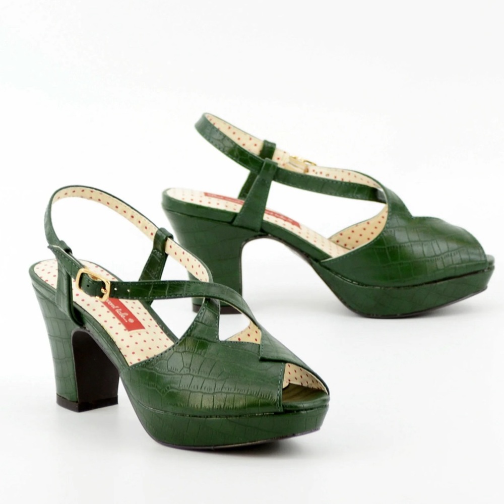 BAIT new in box sz 8 Brittany Green 1940's Inspired Strap Platform Heel pinup